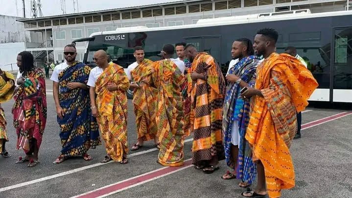 The Black Stars of Ghana land on Ivory Coast airport in a pure Ghanaian traditional style